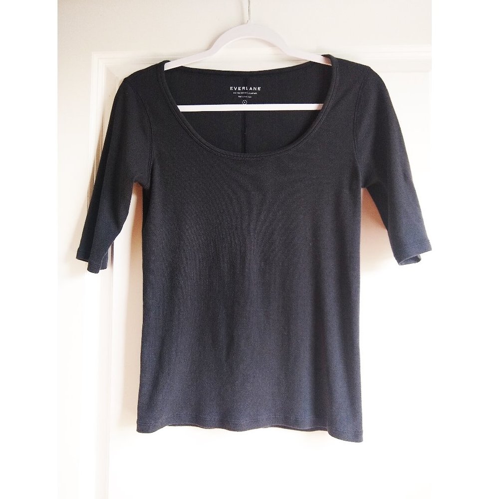 EVERLANE SIMPLE BASIC TEE
